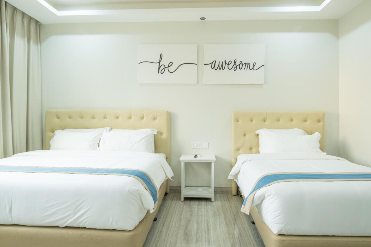 Hampton Suites Davao Ngoại thất bức ảnh