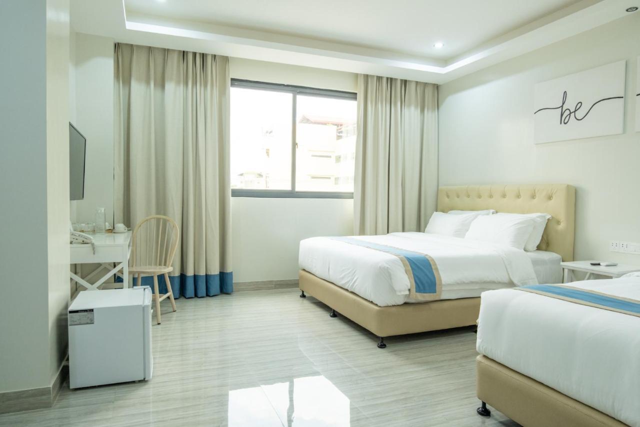 Hampton Suites Davao Ngoại thất bức ảnh