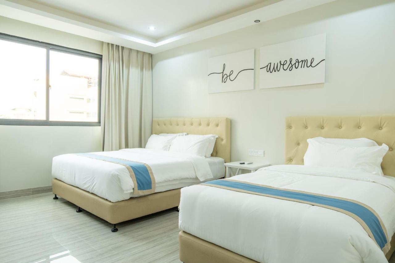 Hampton Suites Davao Ngoại thất bức ảnh