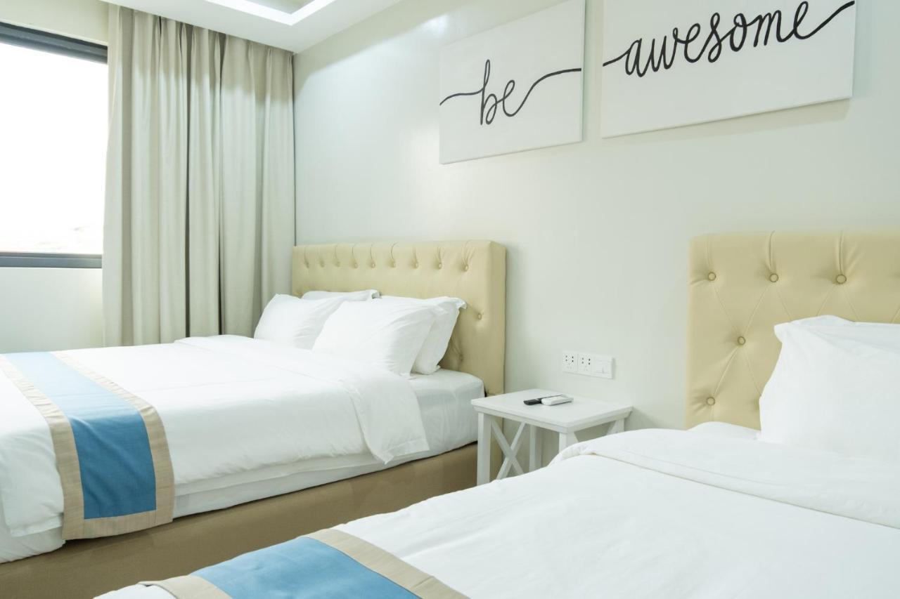 Hampton Suites Davao Ngoại thất bức ảnh
